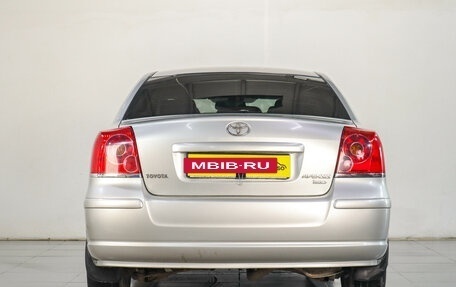 Toyota Avensis III рестайлинг, 2004 год, 749 000 рублей, 6 фотография