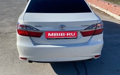 Toyota Camry, 2016 год, 2 000 000 рублей, 4 фотография