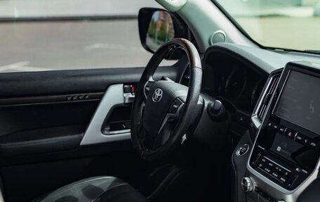 Toyota Land Cruiser 200, 2016 год, 5 800 000 рублей, 14 фотография