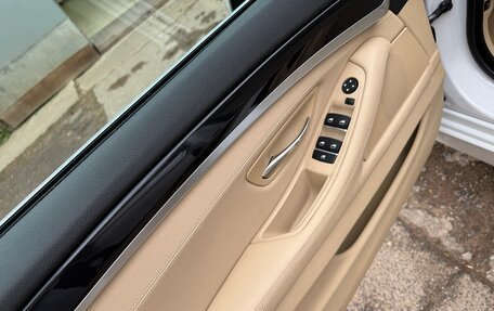 BMW 5 серия, 2015 год, 2 050 000 рублей, 18 фотография