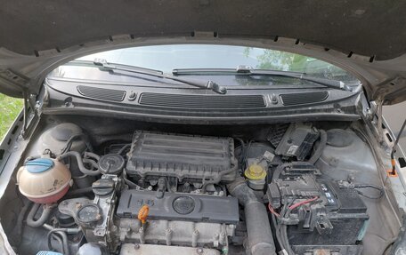 Skoda Roomster, 2011 год, 800 000 рублей, 2 фотография