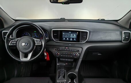 KIA Sportage IV рестайлинг, 2019 год, 1 885 000 рублей, 12 фотография