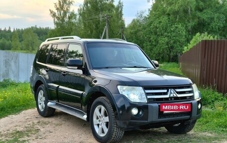 Mitsubishi Pajero IV, 2008 год, 1 199 000 рублей, 2 фотография