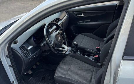 KIA Rio IV, 2018 год, 1 450 000 рублей, 7 фотография