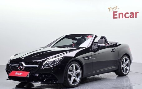 Mercedes-Benz SLC, 2017 год, 4 100 000 рублей, 2 фотография