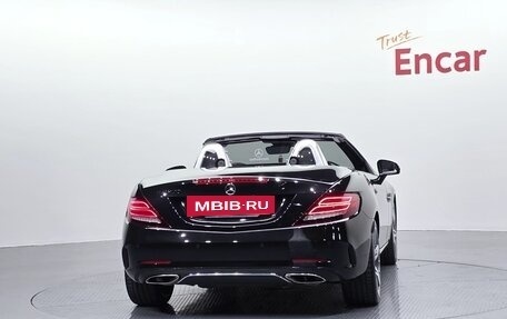 Mercedes-Benz SLC, 2017 год, 4 100 000 рублей, 3 фотография