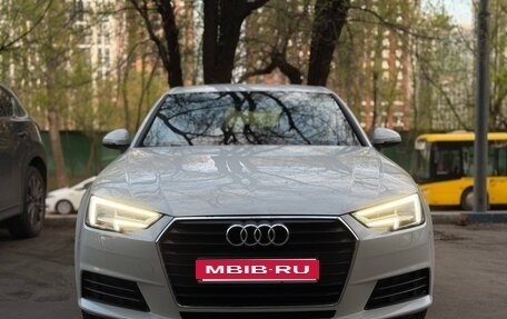 Audi A4, 2017 год, 2 320 000 рублей, 2 фотография