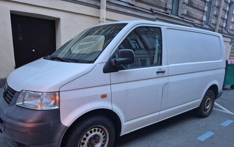 Volkswagen Transporter T5 рестайлинг, 2006 год, 890 000 рублей, 3 фотография
