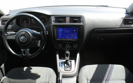 Volkswagen Jetta VI, 2013 год, 967 000 рублей, 7 фотография