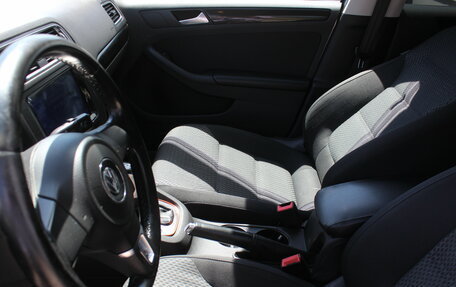 Volkswagen Jetta VI, 2013 год, 967 000 рублей, 10 фотография