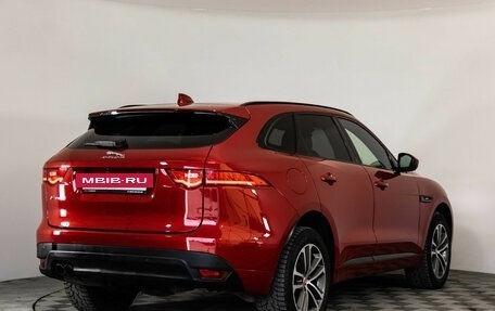 Jaguar F-Pace, 2017 год, 1 999 000 рублей, 5 фотография