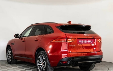 Jaguar F-Pace, 2017 год, 1 999 000 рублей, 7 фотография