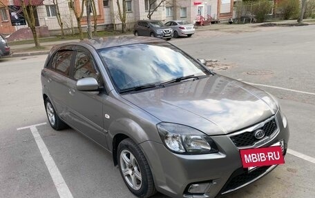 KIA Rio II, 2010 год, 615 000 рублей, 3 фотография