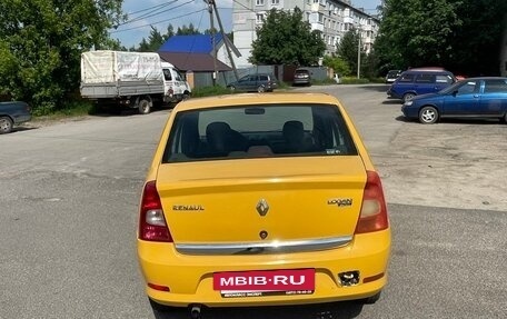 Renault Logan I, 2015 год, 270 000 рублей, 2 фотография