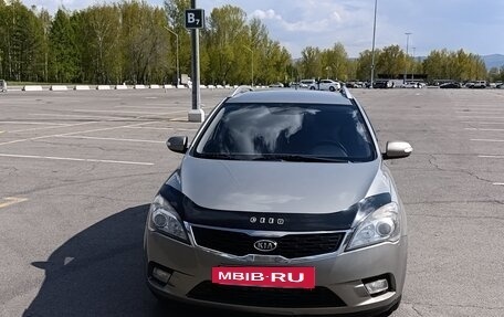 KIA cee'd I рестайлинг, 2010 год, 870 000 рублей, 3 фотография