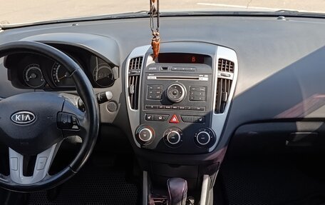 KIA cee'd I рестайлинг, 2010 год, 870 000 рублей, 15 фотография