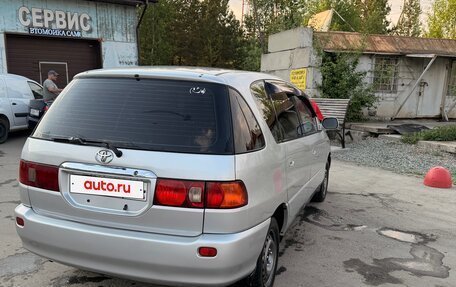 Toyota Ipsum II, 1999 год, 495 000 рублей, 6 фотография