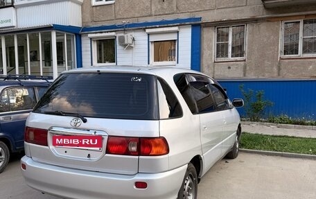 Toyota Ipsum II, 1999 год, 495 000 рублей, 11 фотография