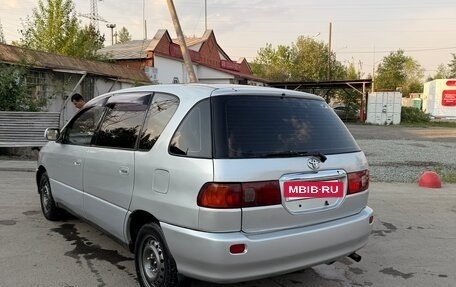 Toyota Ipsum II, 1999 год, 495 000 рублей, 7 фотография