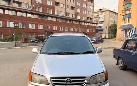 Toyota Ipsum II, 1999 год, 495 000 рублей, 10 фотография