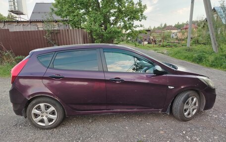 Hyundai Solaris II рестайлинг, 2012 год, 530 000 рублей, 2 фотография