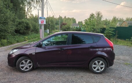 Hyundai Solaris II рестайлинг, 2012 год, 530 000 рублей, 3 фотография
