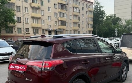 Toyota RAV4, 2016 год, 2 600 000 рублей, 6 фотография