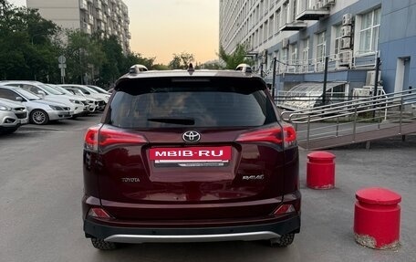 Toyota RAV4, 2016 год, 2 600 000 рублей, 5 фотография