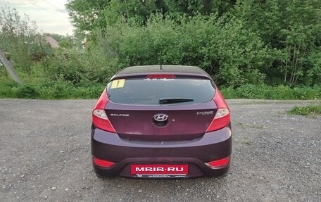 Hyundai Solaris II рестайлинг, 2012 год, 530 000 рублей, 4 фотография