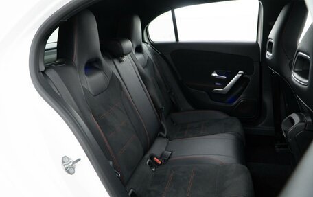 Mercedes-Benz A-Класс, 2018 год, 2 400 046 рублей, 7 фотография