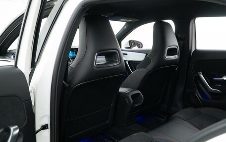 Mercedes-Benz A-Класс, 2018 год, 2 400 046 рублей, 11 фотография