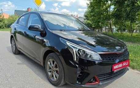 KIA Rio IV, 2020 год, 1 399 000 рублей, 2 фотография