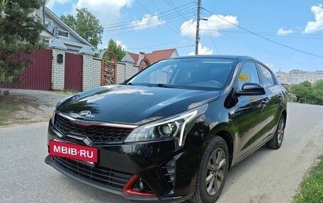 KIA Rio IV, 2020 год, 1 399 000 рублей, 6 фотография