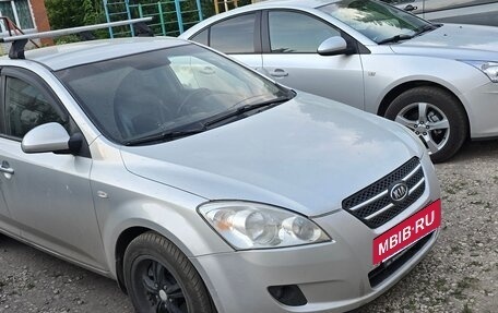 KIA cee'd I рестайлинг, 2008 год, 500 000 рублей, 3 фотография
