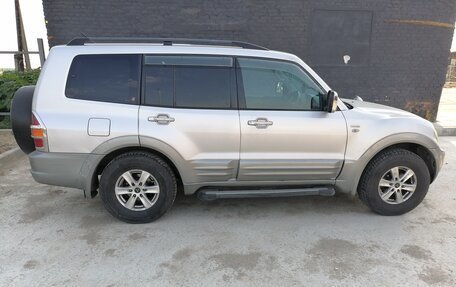 Mitsubishi Pajero III рестайлинг, 2002 год, 1 200 000 рублей, 5 фотография