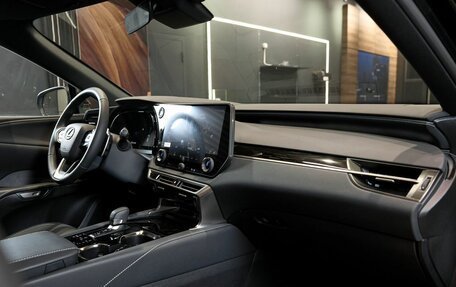 Lexus RX IV рестайлинг, 2025 год, 7 800 000 рублей, 16 фотография