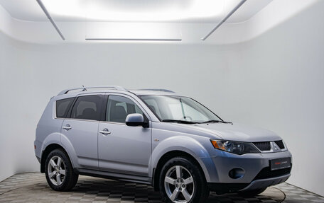 Mitsubishi Outlander III рестайлинг 3, 2008 год, 880 000 рублей, 3 фотография