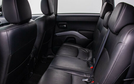 Mitsubishi Outlander III рестайлинг 3, 2008 год, 880 000 рублей, 11 фотография