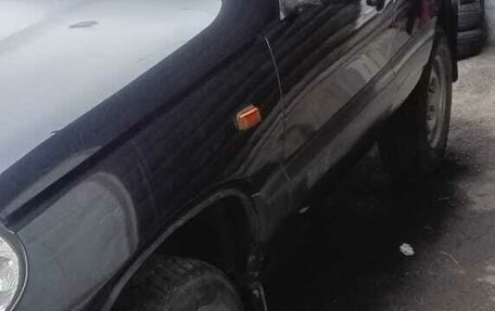 Chevrolet Niva I рестайлинг, 2005 год, 250 000 рублей, 2 фотография