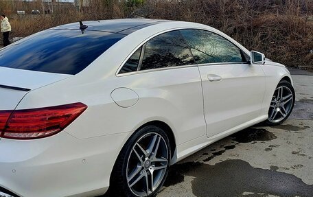 Mercedes-Benz E-Класс, 2014 год, 2 300 000 рублей, 2 фотография