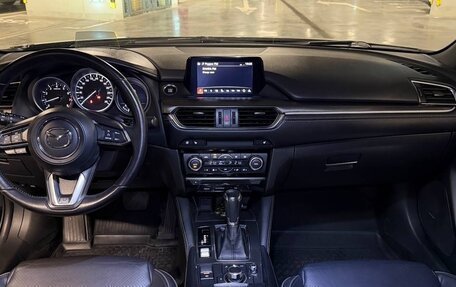 Mazda 6, 2018 год, 1 780 000 рублей, 11 фотография