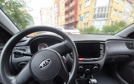 KIA Rio II, 2011 год, 644 000 рублей, 2 фотография