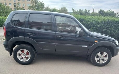 Chevrolet Niva I рестайлинг, 2009 год, 440 000 рублей, 3 фотография