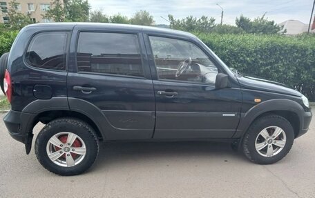 Chevrolet Niva I рестайлинг, 2009 год, 440 000 рублей, 4 фотография