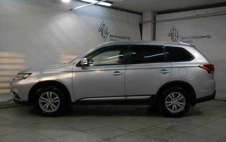 Mitsubishi Outlander III рестайлинг 3, 2017 год, 1 999 800 рублей, 18 фотография