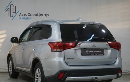 Mitsubishi Outlander III рестайлинг 3, 2017 год, 1 999 800 рублей, 16 фотография