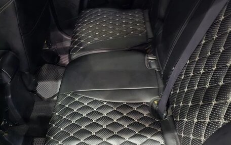 Mitsubishi Outlander III рестайлинг 3, 2008 год, 1 050 000 рублей, 10 фотография