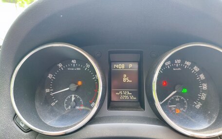 Skoda Yeti I рестайлинг, 2012 год, 900 000 рублей, 12 фотография