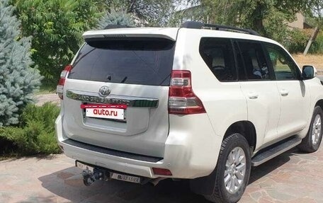Toyota Land Cruiser Prado 150 рестайлинг 2, 2014 год, 3 350 000 рублей, 12 фотография