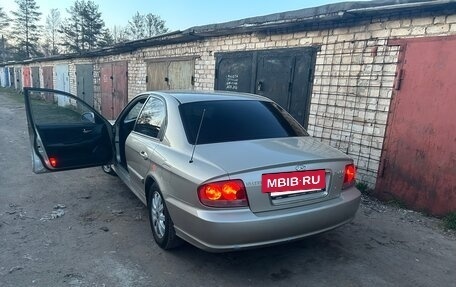 Hyundai Sonata IV рестайлинг, 2005 год, 270 000 рублей, 4 фотография